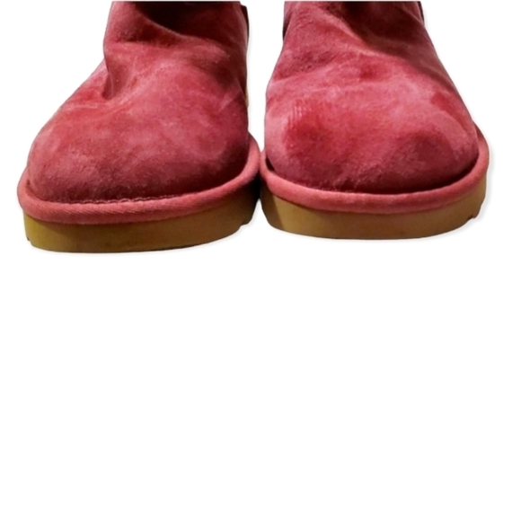 UGG Red Suede Leather Remora Classic Short Boots Crystals Buckle Sz 9 - Picture 8 of 12